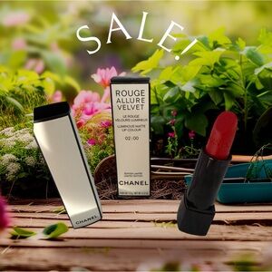 Chanel rouge allure velvet  luminous matte lip.colour 02.00. NIB